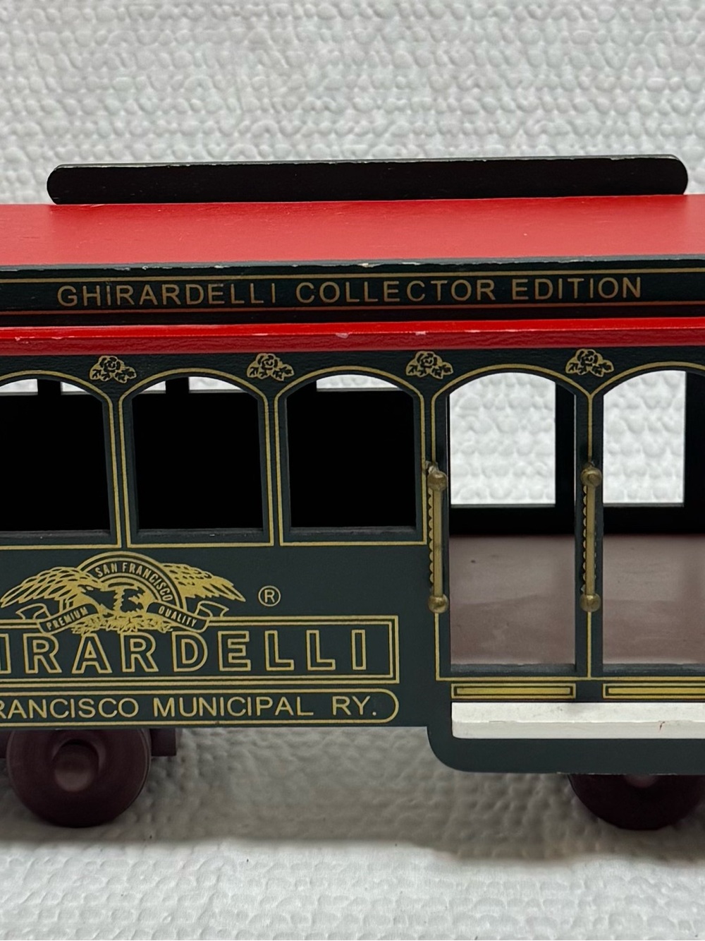 Ghirardelli Collector Edition Tin Cable Car - Red & Dark Green